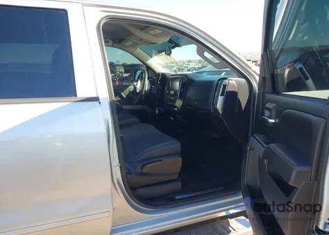 2018 Chevrolet Silverado 1500 2Lt z USA, uszkodzony, nr VIN 3GCUKREC2JG206940